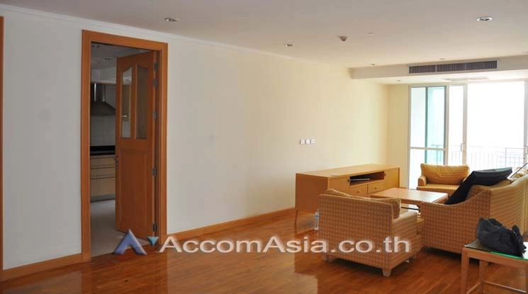 unitPet friendly |  3 Bedrooms  Apartment For Rent in Sukhumvit, Bangkok  near BTS Phrom Phong (13002148)