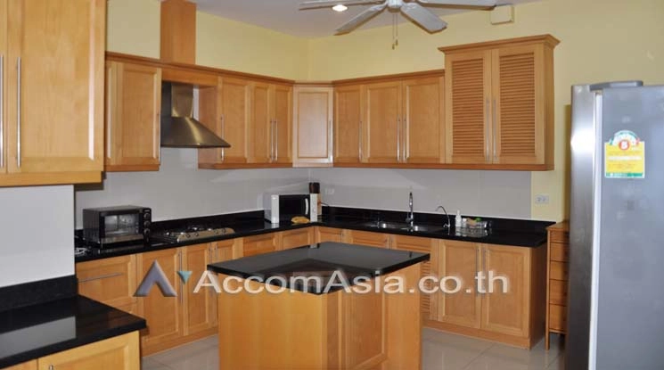 9  3 br House For Rent in Ratchadaphisek ,Bangkok  13002205