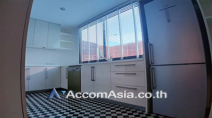 unitPet friendly |  3 Bedrooms  House For Rent in Sukhumvit, Bangkok  near BTS Phrom Phong (13002207)