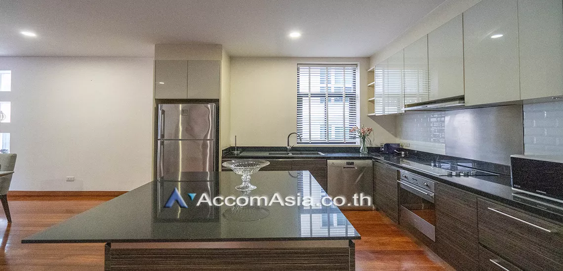  1  3 br House For Rent in Sukhumvit ,Bangkok BTS Phrom Phong at Modern Living Home 13002208