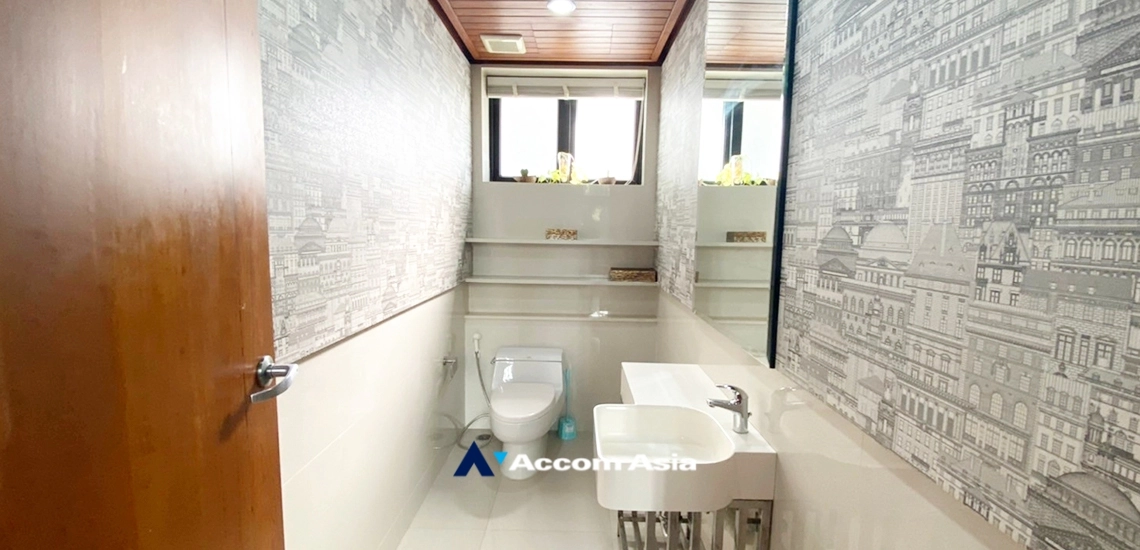 23  4 br House For Rent in Sukhumvit ,Bangkok BTS Phrom Phong at Modern Living Home 13002209