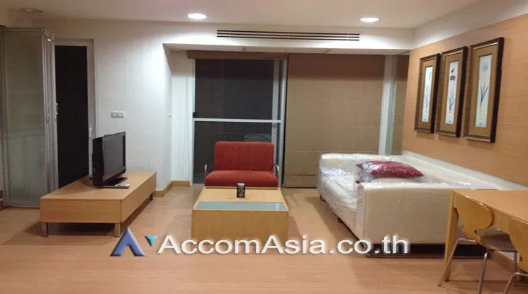  The Bangkok Thanon Sab Condominium  2 Bedroom for Rent MRT Sam Yan in Silom Bangkok