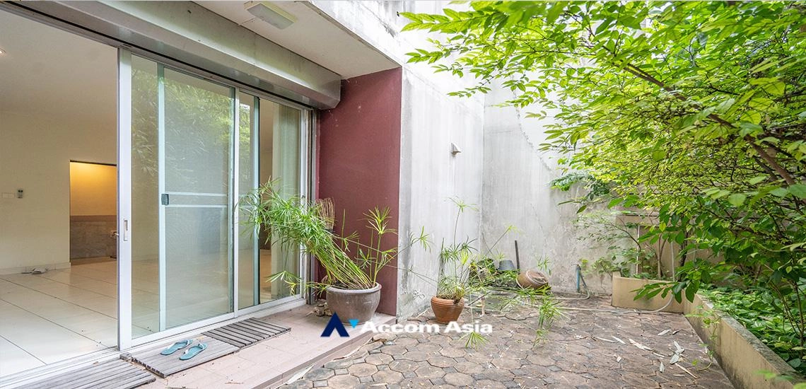 5  3 br Townhouse For Rent in Sathorn ,Bangkok BRT Nararam 3 at Modern style 12000103