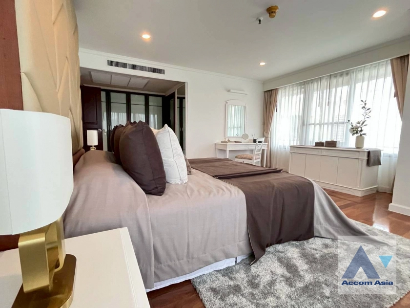 11  2 br Apartment For Rent in Sukhumvit ,Bangkok BTS Asok - MRT Sukhumvit at Warm Family Atmosphere 13002224