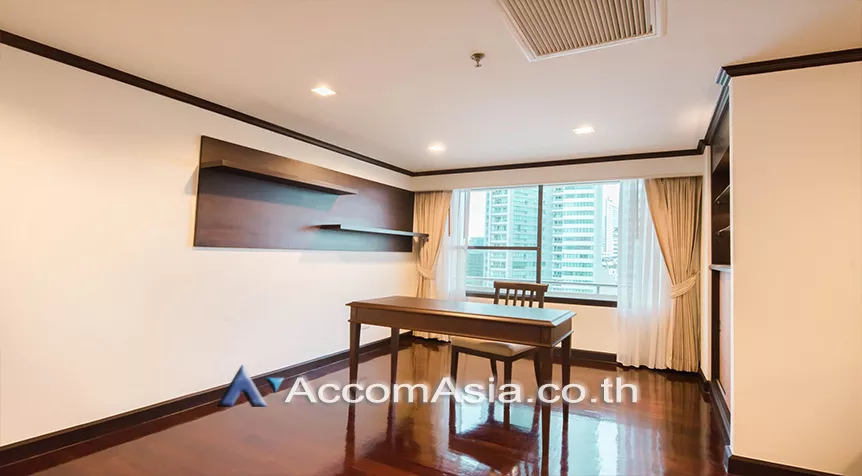 5  3 br Apartment For Rent in Sukhumvit ,Bangkok BTS Asok - MRT Sukhumvit at Warm Family Atmosphere 13002225