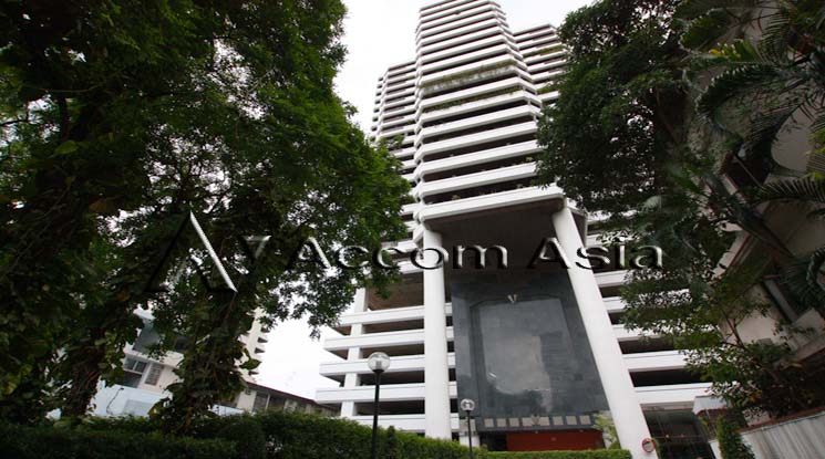 unit 2 Bedrooms  Condominium For Rent in Sukhumvit, Bangkok  near BTS Phrom Phong (13002242)