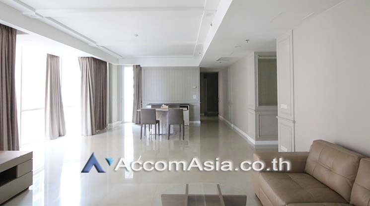 unit 2 Bedrooms  Condominium For Rent in Ploenchit, Bangkok  near BTS Chitlom (20928)