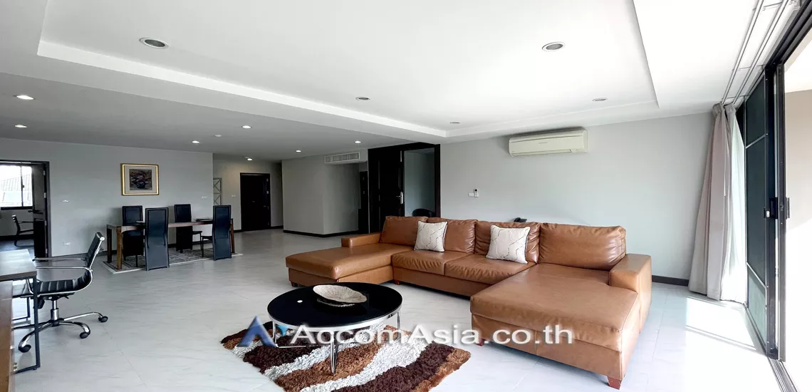  1  3 br Apartment For Rent in Sukhumvit ,Bangkok BTS Ekkamai at Nice Place at Ekkamai 13002303