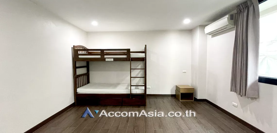 12  3 br Apartment For Rent in Sukhumvit ,Bangkok BTS Ekkamai at Nice Place at Ekkamai 13002303