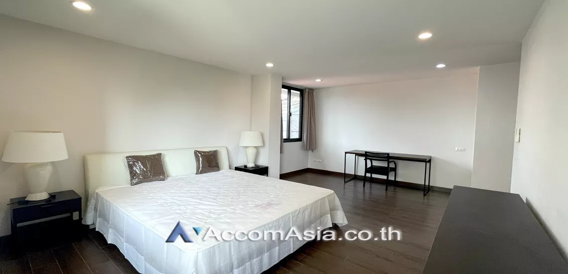 8  3 br Apartment For Rent in Sukhumvit ,Bangkok BTS Ekkamai at Nice Place at Ekkamai 13002303