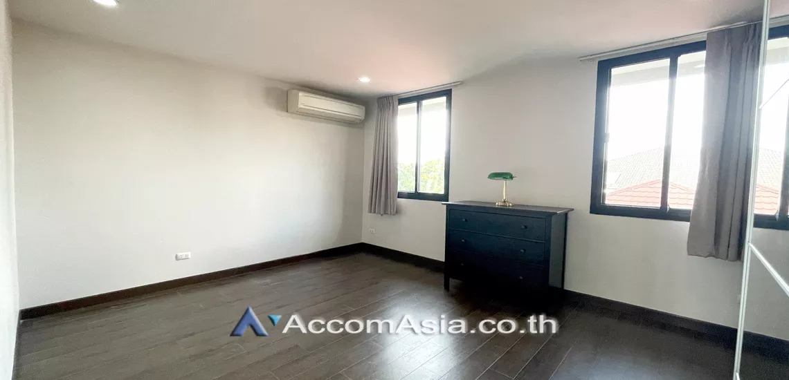 10  3 br Apartment For Rent in Sukhumvit ,Bangkok BTS Ekkamai at Nice Place at Ekkamai 13002303