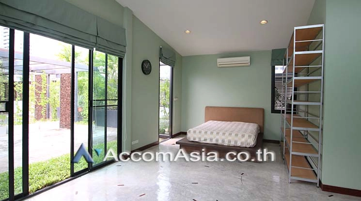 12  6 br House for rent and sale in Sukhumvit ,Bangkok BTS Thong Lo 13002308