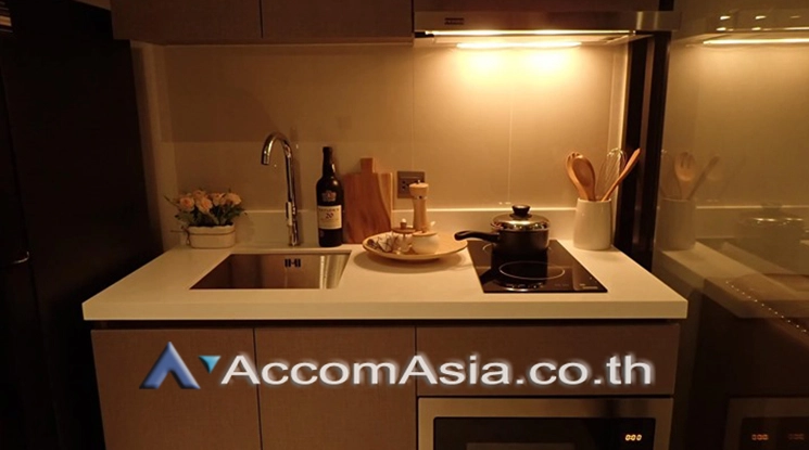 unit 1 Bedroom  Condominium For Rent in Sukhumvit, Bangkok  near BTS Ekkamai (13002329)