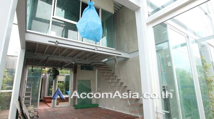  1  4 br House For Rent in Sukhumvit ,Bangkok BTS Phrom Phong 13002336