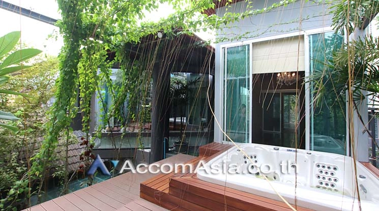 unitHome Office |  4 Bedrooms  House For Rent in Sukhumvit, Bangkok  near BTS Phrom Phong (13002336)