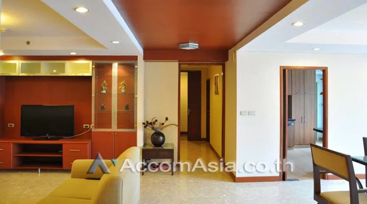 unitPet friendly |  3 Bedrooms  Apartment For Rent in Sukhumvit, Bangkok  near BTS  (13002349)