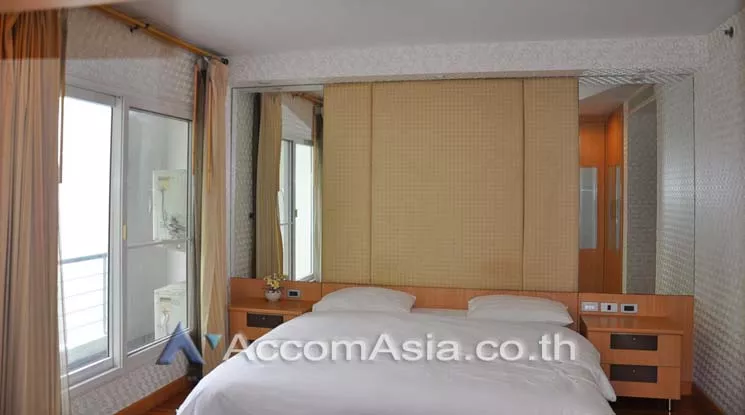 7  3 br Apartment For Rent in Sukhumvit ,Bangkok BTS  at Quiet and Peaceful  13002349