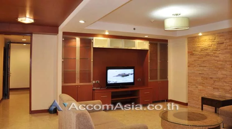  1  3 br Apartment For Rent in Sukhumvit ,Bangkok BTS  at Quiet and Peaceful  13002350