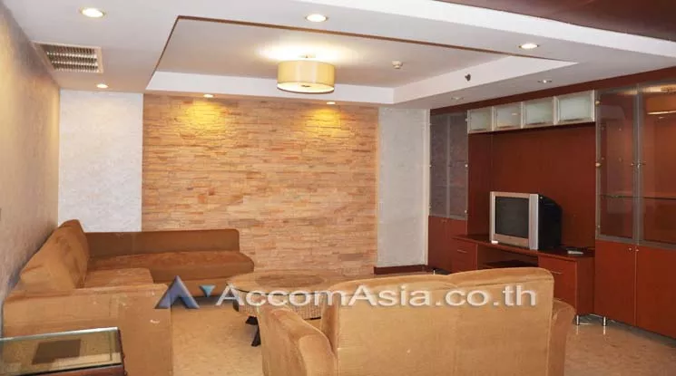 unitPet friendly |  3 Bedrooms  Apartment For Rent in Sukhumvit, Bangkok  near BTS Nana (13002351)