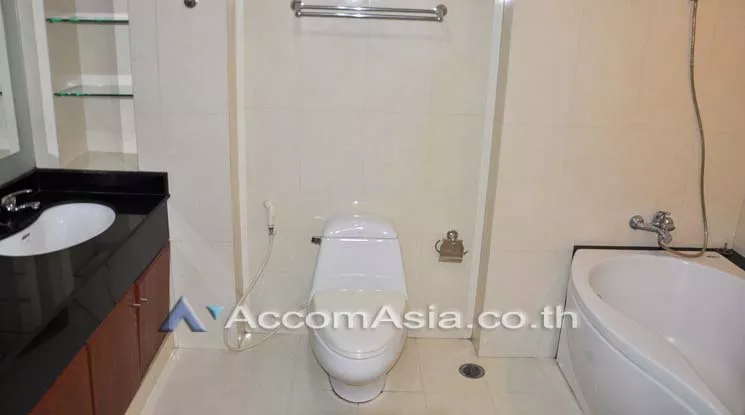 7  3 br Apartment For Rent in Sukhumvit ,Bangkok BTS Nana at Quiet and Peaceful  13002351