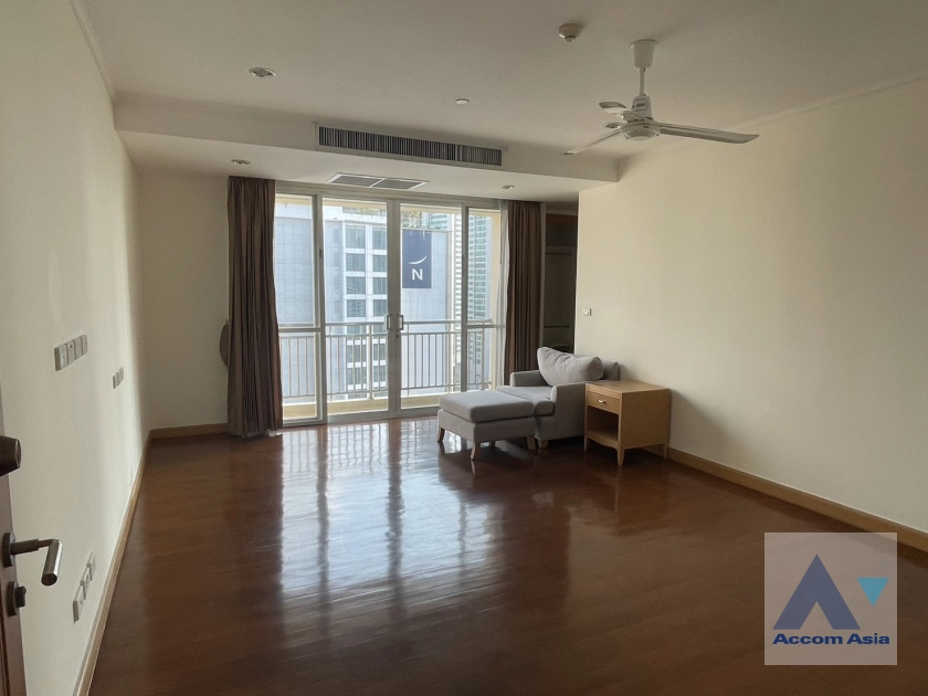 unitPet friendly | Expansive apartment with large terrace and city views (13002354) 