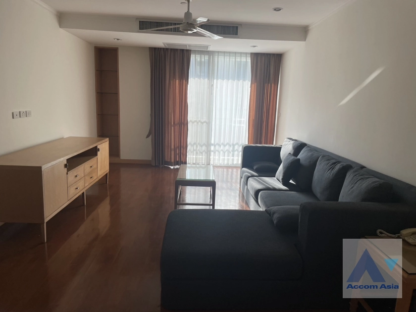 7  4 br Apartment For Rent in Sukhumvit ,Bangkok BTS Phrom Phong at Apartment with Top Facilities, Close to Emshere 13002354