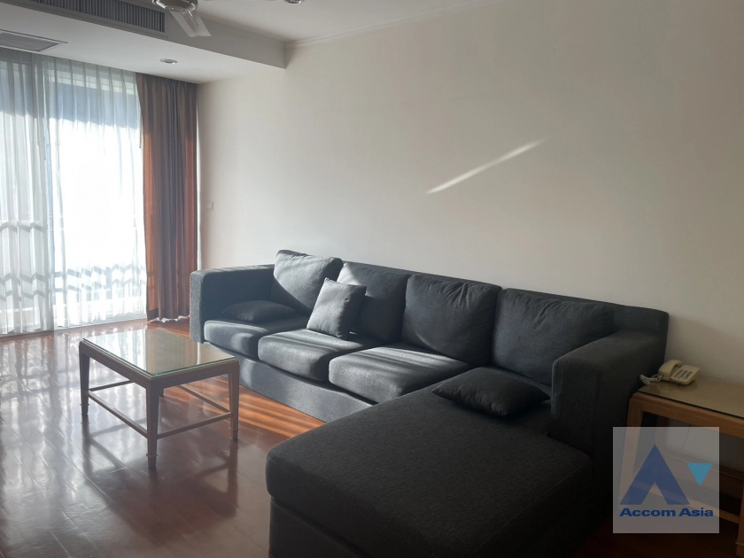 6  4 br Apartment For Rent in Sukhumvit ,Bangkok BTS Phrom Phong at Apartment with Top Facilities, Close to Emshere 13002354