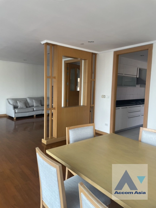 14  4 br Apartment For Rent in Sukhumvit ,Bangkok BTS Phrom Phong at Apartment with Top Facilities, Close to Emshere 13002354