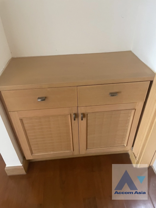 17  4 br Apartment For Rent in Sukhumvit ,Bangkok BTS Phrom Phong at Apartment with Top Facilities, Close to Emshere 13002354