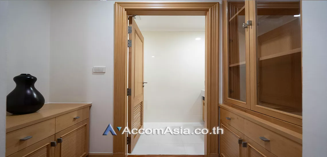 12  3 br Apartment For Rent in Sukhumvit ,Bangkok BTS Phrom Phong at High-quality facility 13002355