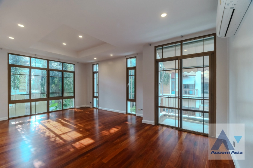 36  4 br House For Rent in Sukhumvit ,Bangkok BTS Phra khanong at Baan Sansiri Sukhumvit 67 13002356