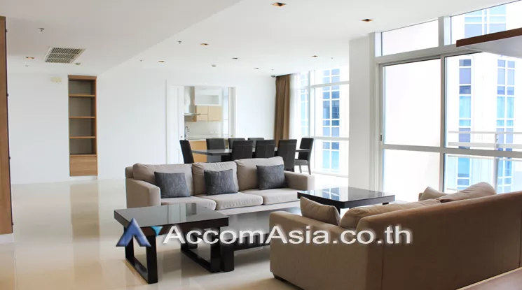 Fully Furnished |  4 Bedrooms  Condominium For Rent in Ploenchit, Bangkok  near BTS Ploenchit (13002358)