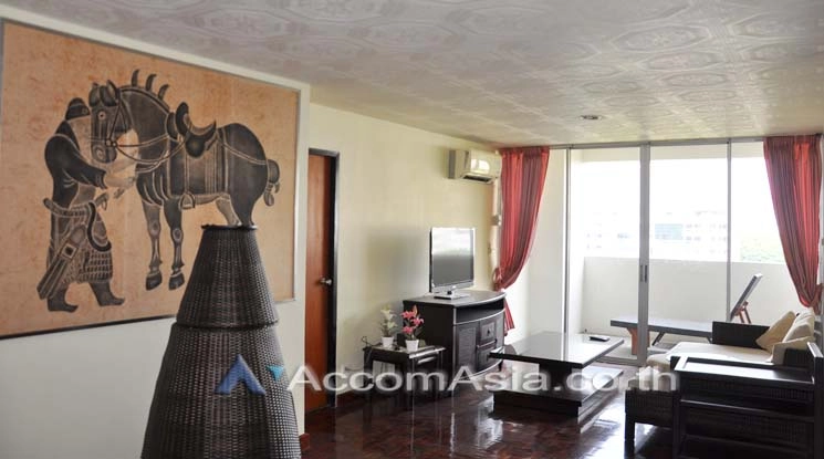  3 Bedrooms  Condominium For Rent in Sukhumvit, Bangkok  near BTS Phrom Phong (13002363)