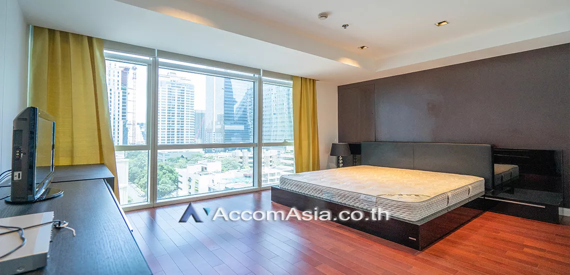 4  2 br Condominium For Rent in Ploenchit ,Bangkok BTS Ploenchit at Athenee Residence 13002379