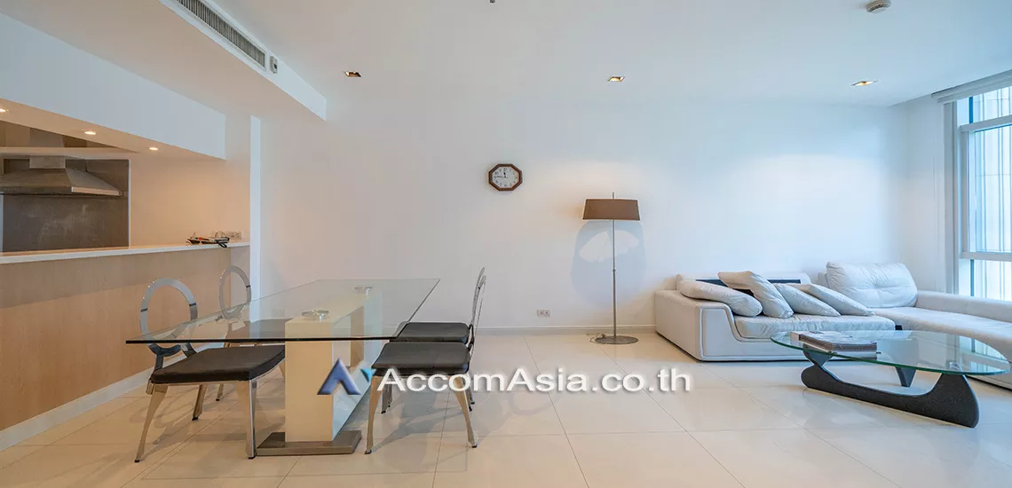 unit 2 Bedrooms  Condominium For Rent in Ploenchit, Bangkok  near BTS Ploenchit (13002379)