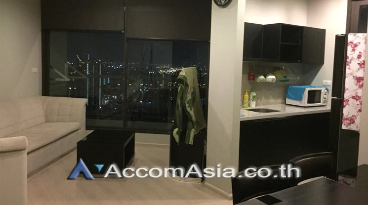 Corner Unit |  Rhythm Sukhumvit 44/1   Condominium  2 Bedroom for Rent BTS Phra khanong in Sukhumvit Bangkok
