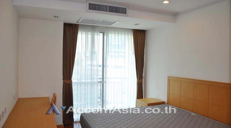 10  3 br Apartment For Rent in Sukhumvit ,Bangkok BTS Phrom Phong at Apartment with Top Facilities, Close to Emshere 13002402
