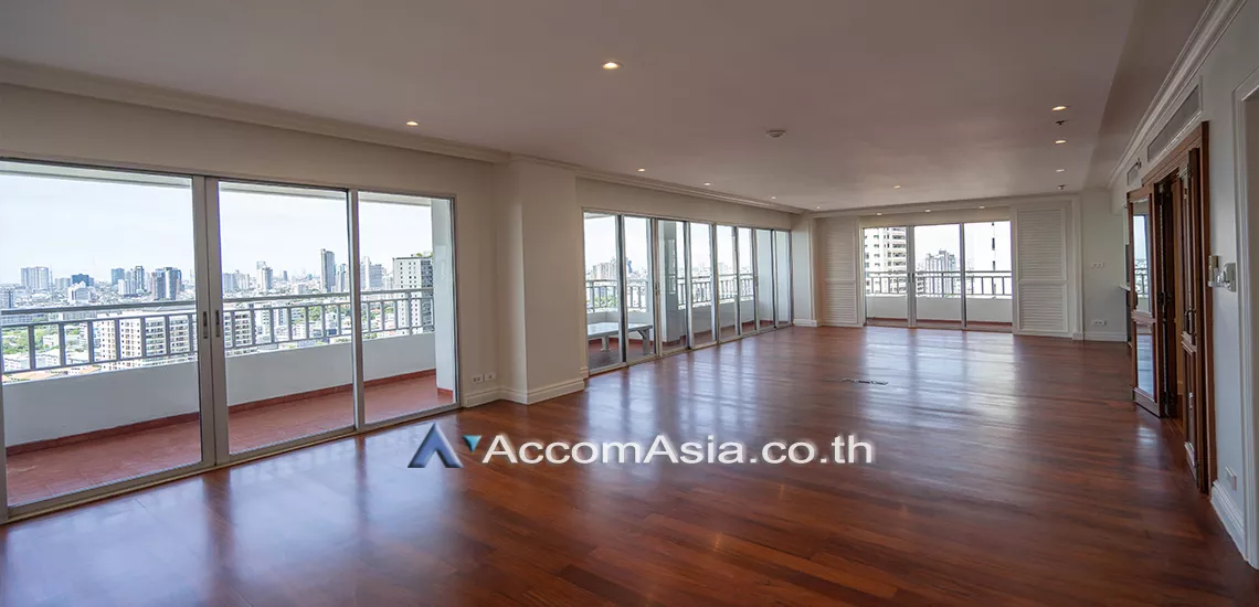  2 Bedrooms  Condominium For Rent in Sathorn, Bangkok  near BTS Sala Daeng - MRT Lumphini (13002421)