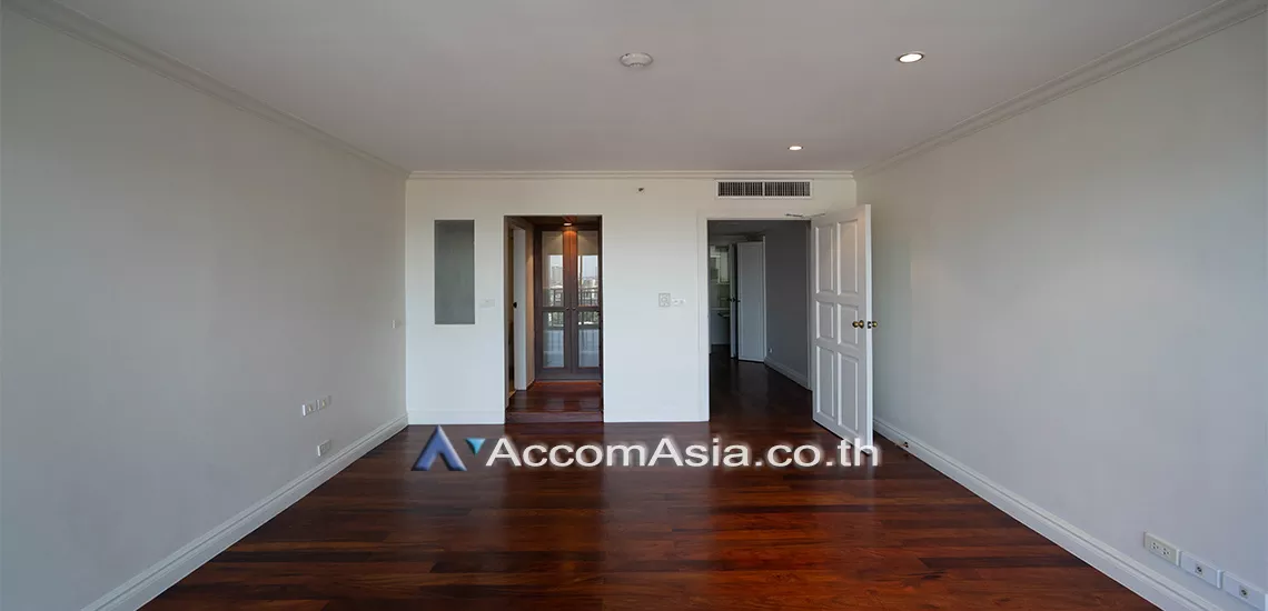 8  2 br Condominium For Rent in Sathorn ,Bangkok BTS Sala Daeng - MRT Lumphini at Sathorn Park Place 13002421