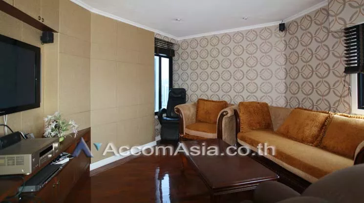  1  3 br Condominium For Rent in Sathorn ,Bangkok BTS Sala Daeng - MRT Lumphini at Sathorn Gardens 13002424