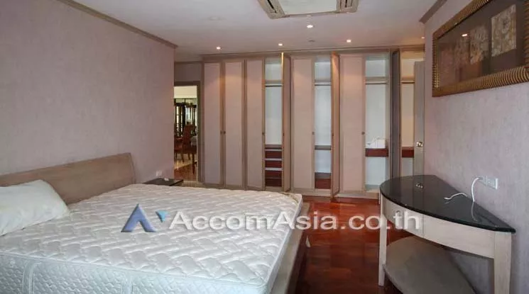 9  3 br Condominium For Rent in Sathorn ,Bangkok BTS Sala Daeng - MRT Lumphini at Sathorn Gardens 13002424