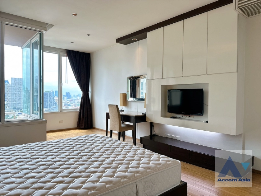  1  3 br Condominium For Rent in Sathorn ,Bangkok BTS Chong Nonsi - BRT Sathorn at The Empire Place 13002442