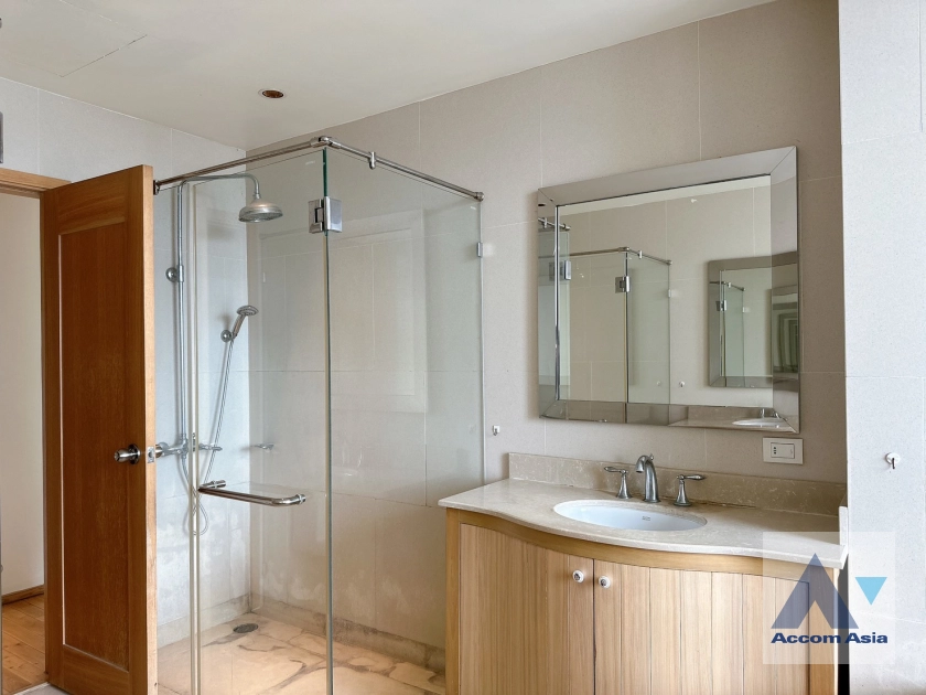 24  3 br Condominium For Rent in Sathorn ,Bangkok BTS Chong Nonsi - BRT Sathorn at The Empire Place 13002442