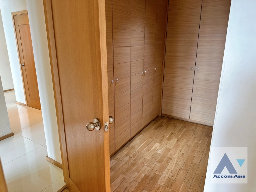 18  3 br Condominium For Rent in Sathorn ,Bangkok BTS Chong Nonsi - BRT Sathorn at The Empire Place 13002442