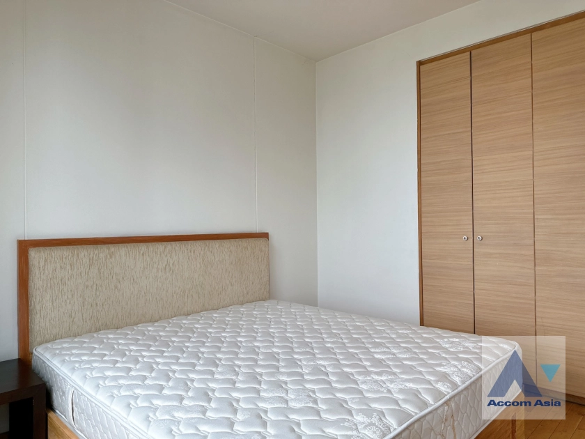 6  3 br Condominium For Rent in Sathorn ,Bangkok BTS Chong Nonsi - BRT Sathorn at The Empire Place 13002442