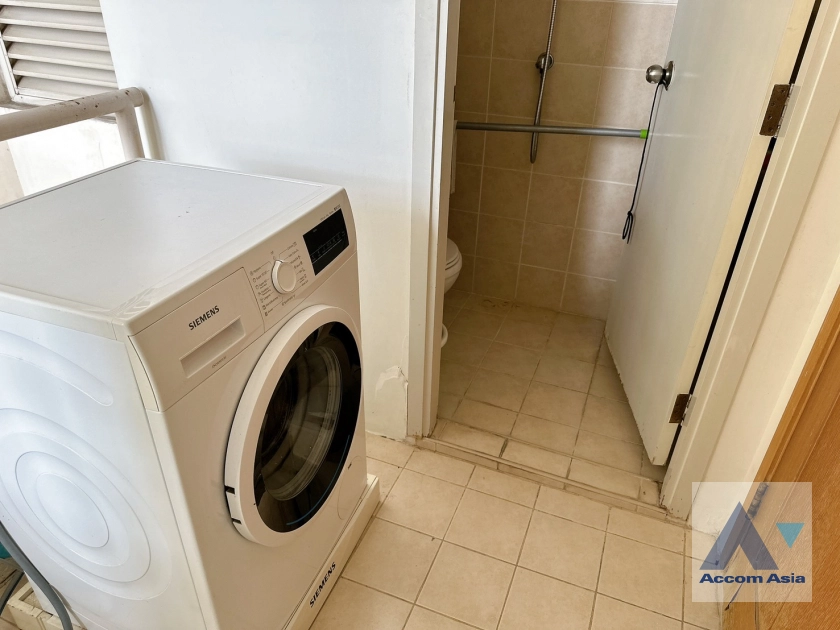 27  3 br Condominium For Rent in Sathorn ,Bangkok BTS Chong Nonsi - BRT Sathorn at The Empire Place 13002442