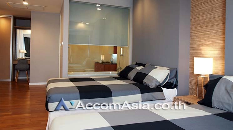 unitSpacious condominium with green views and stylish fittings (13002466)
