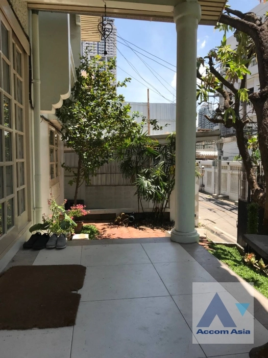 14  3 br House for rent and sale in Sukhumvit ,Bangkok BTS Thong Lo 90369