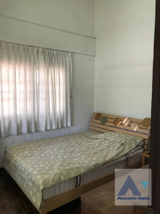 9  3 br House for rent and sale in Sukhumvit ,Bangkok BTS Thong Lo 90369