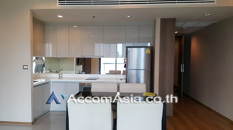 unit 2 Bedrooms  Condominium For Rent in Silom, Bangkok  near BTS Chong Nonsi (13002472)